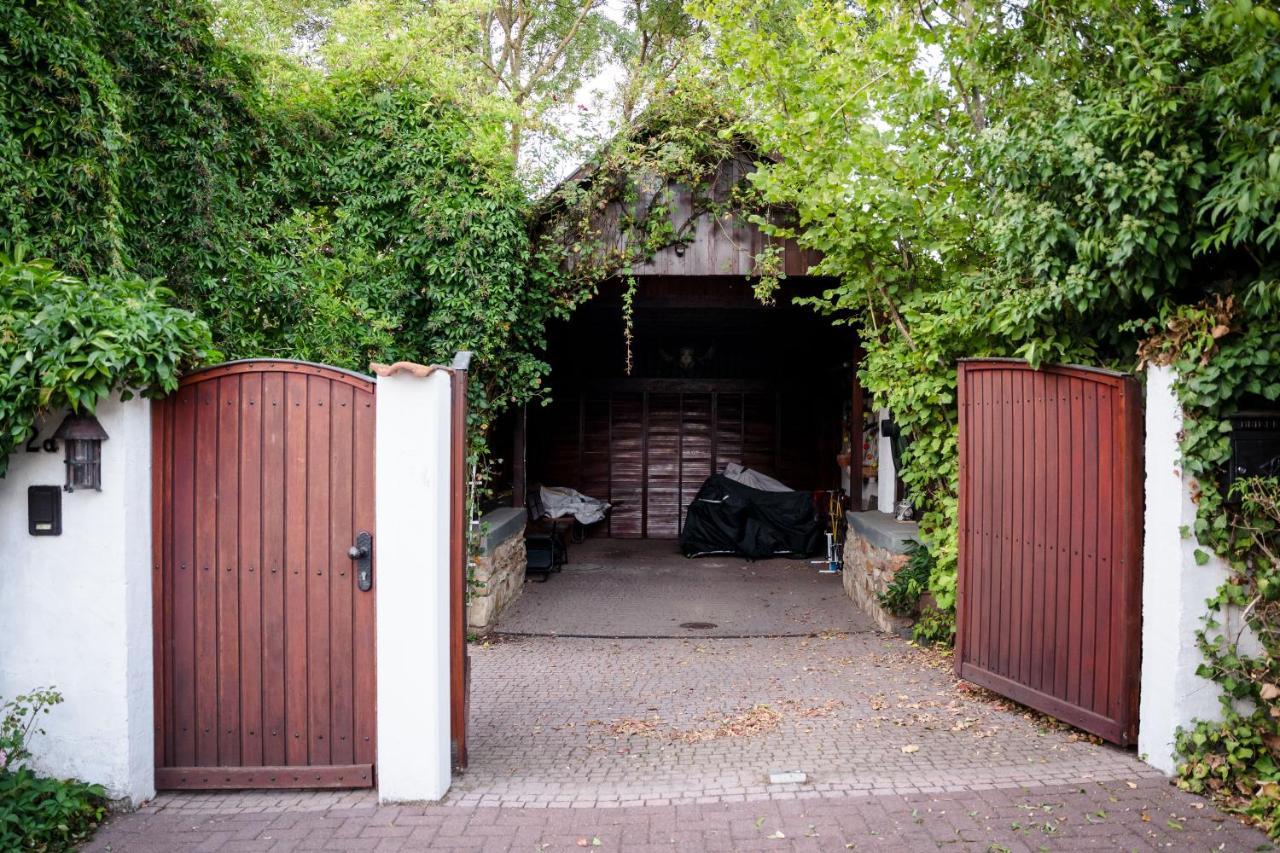 Ferienhaus Burgblick Munzenberg Luaran gambar