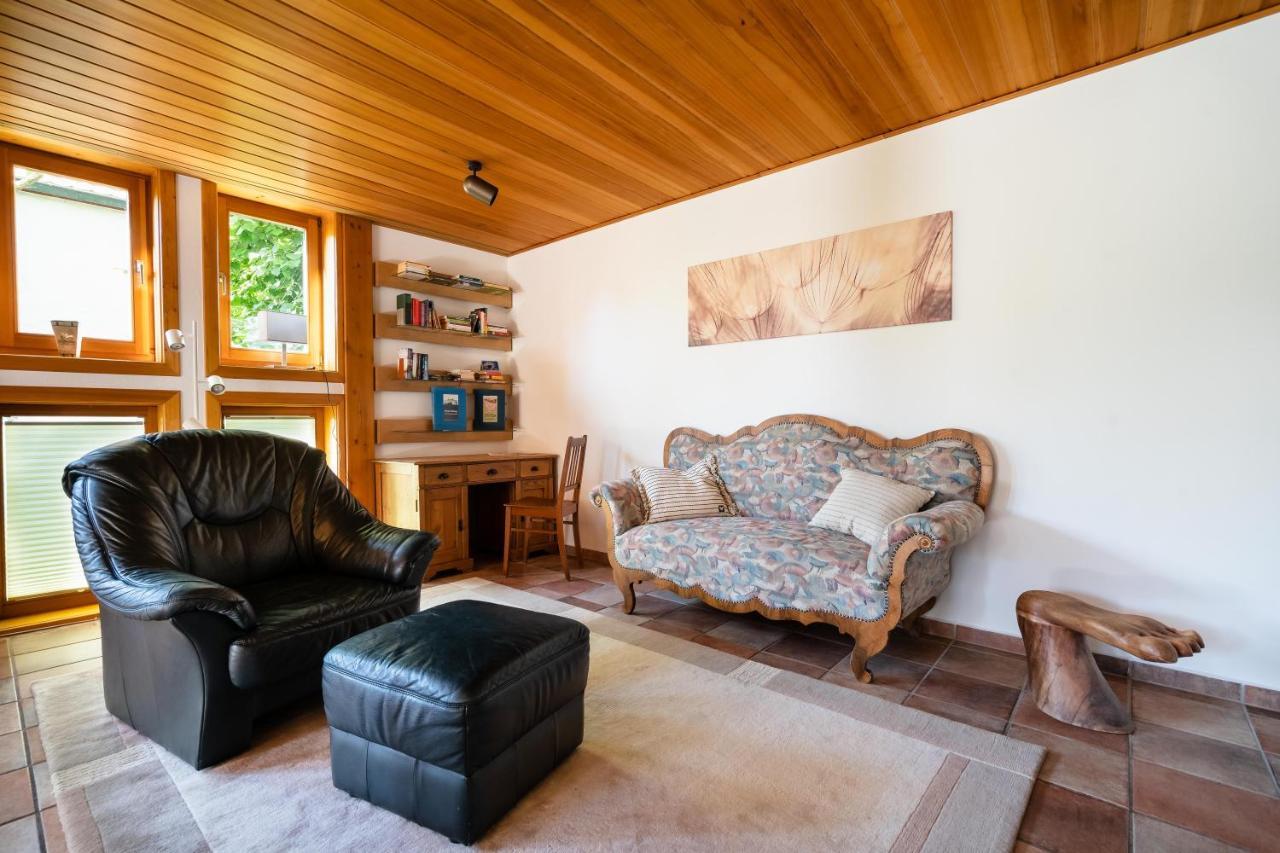 Ferienhaus Burgblick Munzenberg Luaran gambar